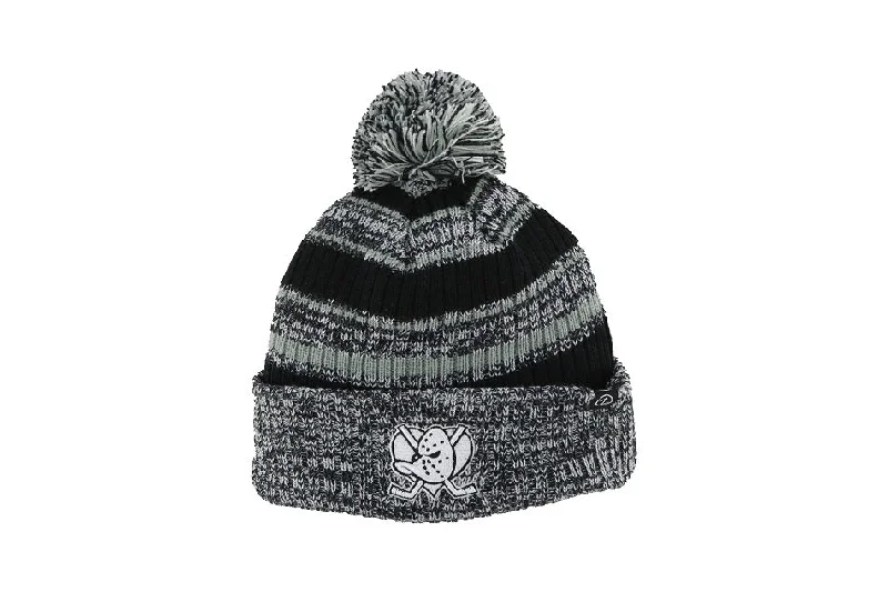 MD Heart Stripe Pom Beanie